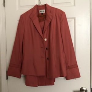 Suit